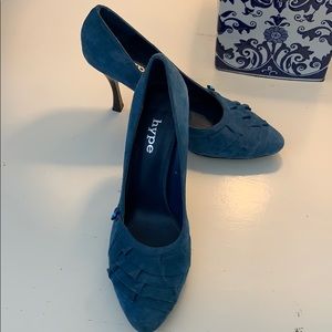 Hype “Harriet” 4-inch heels Size 9.5